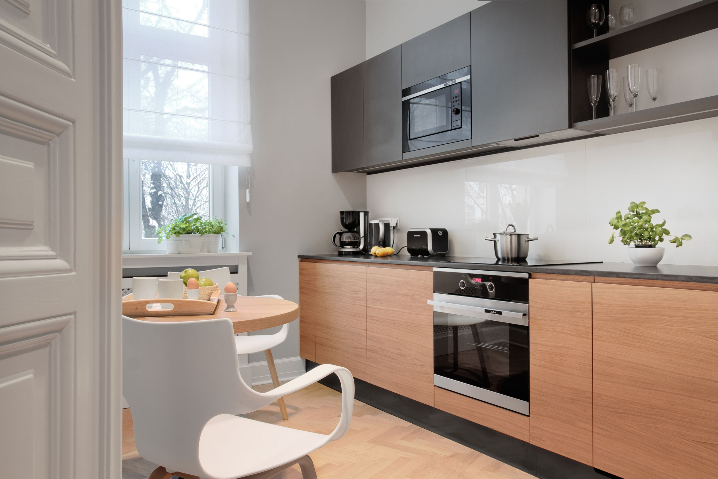 stradonia-apartments-furnished-kitchen-breakfast